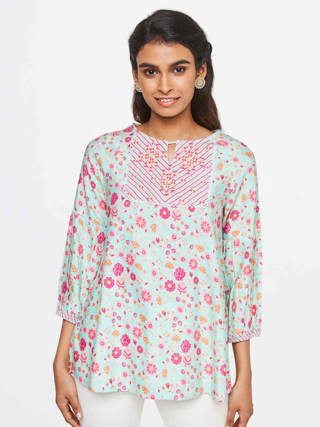 

Global Desi Women Blue Floral Print Keyhole Neck Top