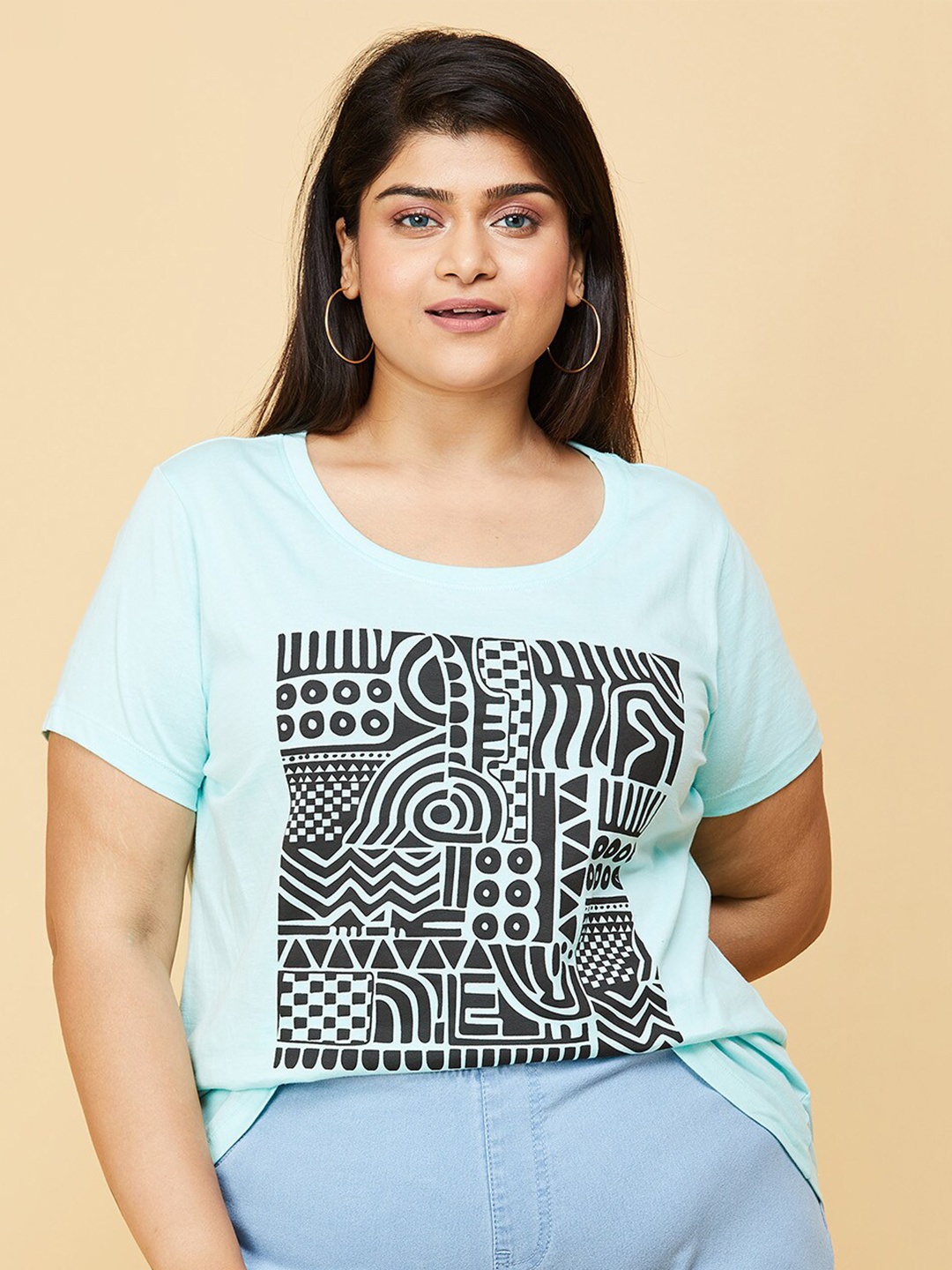 

max Women Blue Typography Printed T-shirt