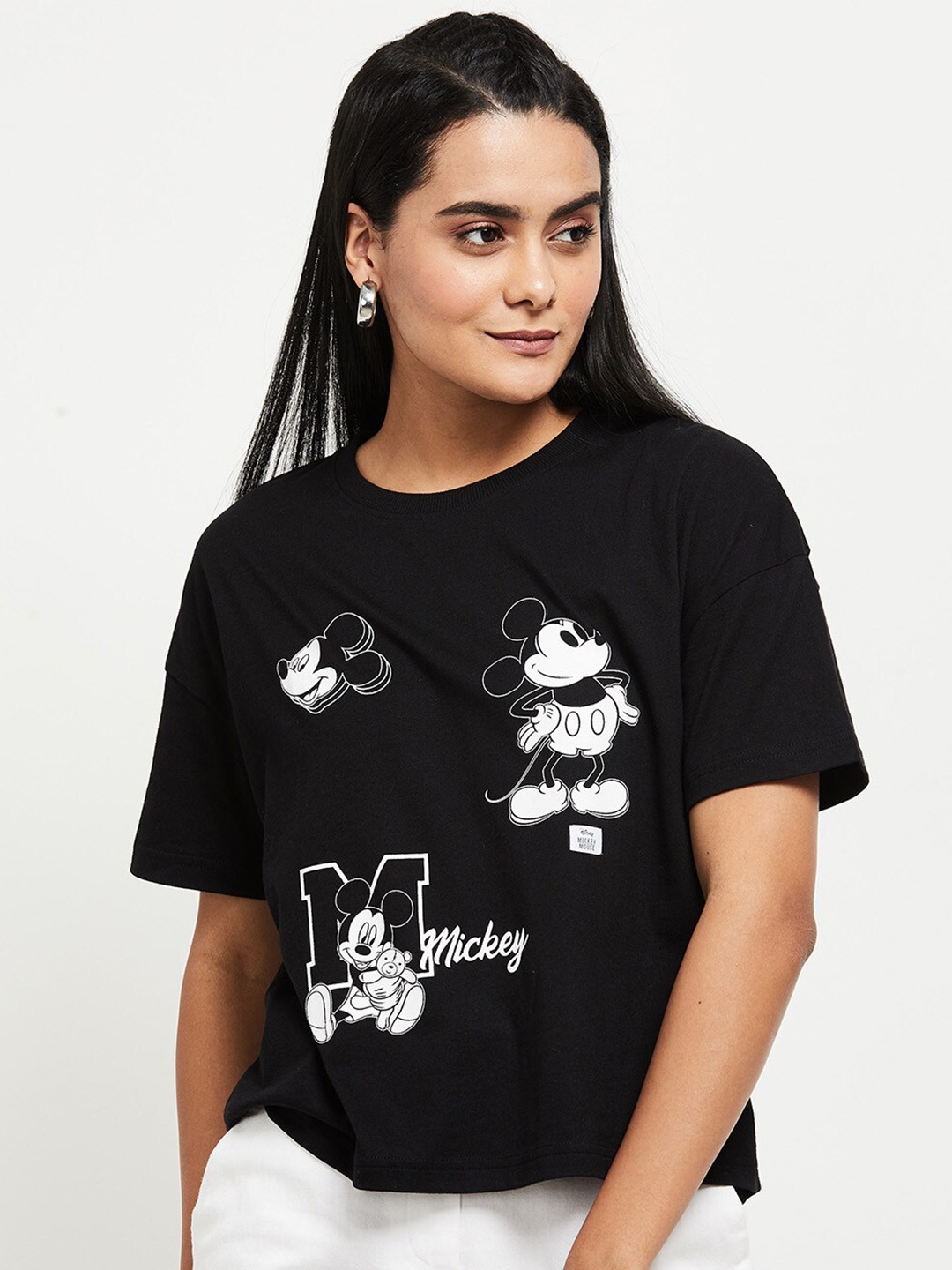 

max Women Black Printed Drop-Shoulder Sleeves T-shirt