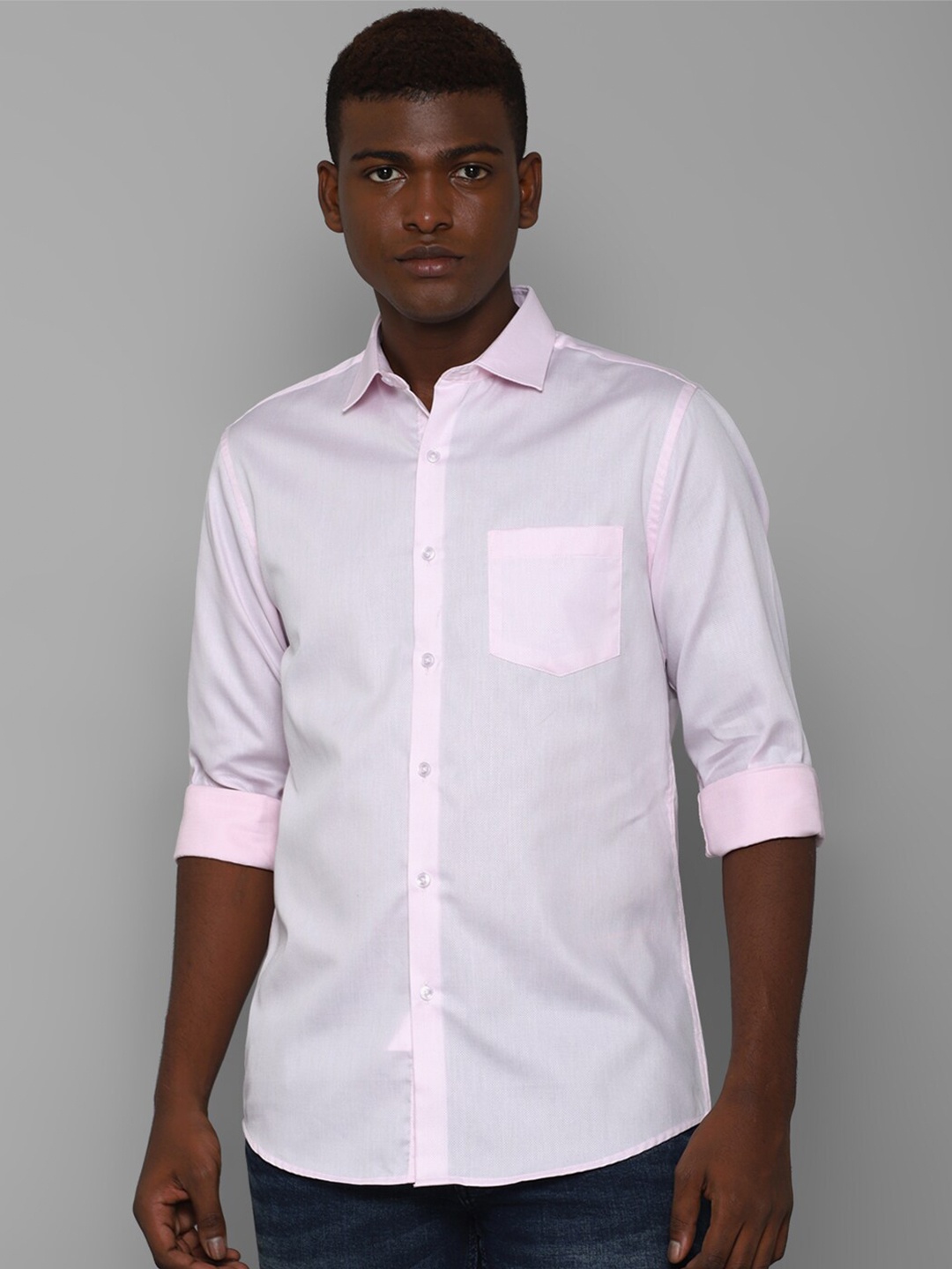 

Allen Solly Men Pink Slim Fit Pure Cotton Casual Shirt