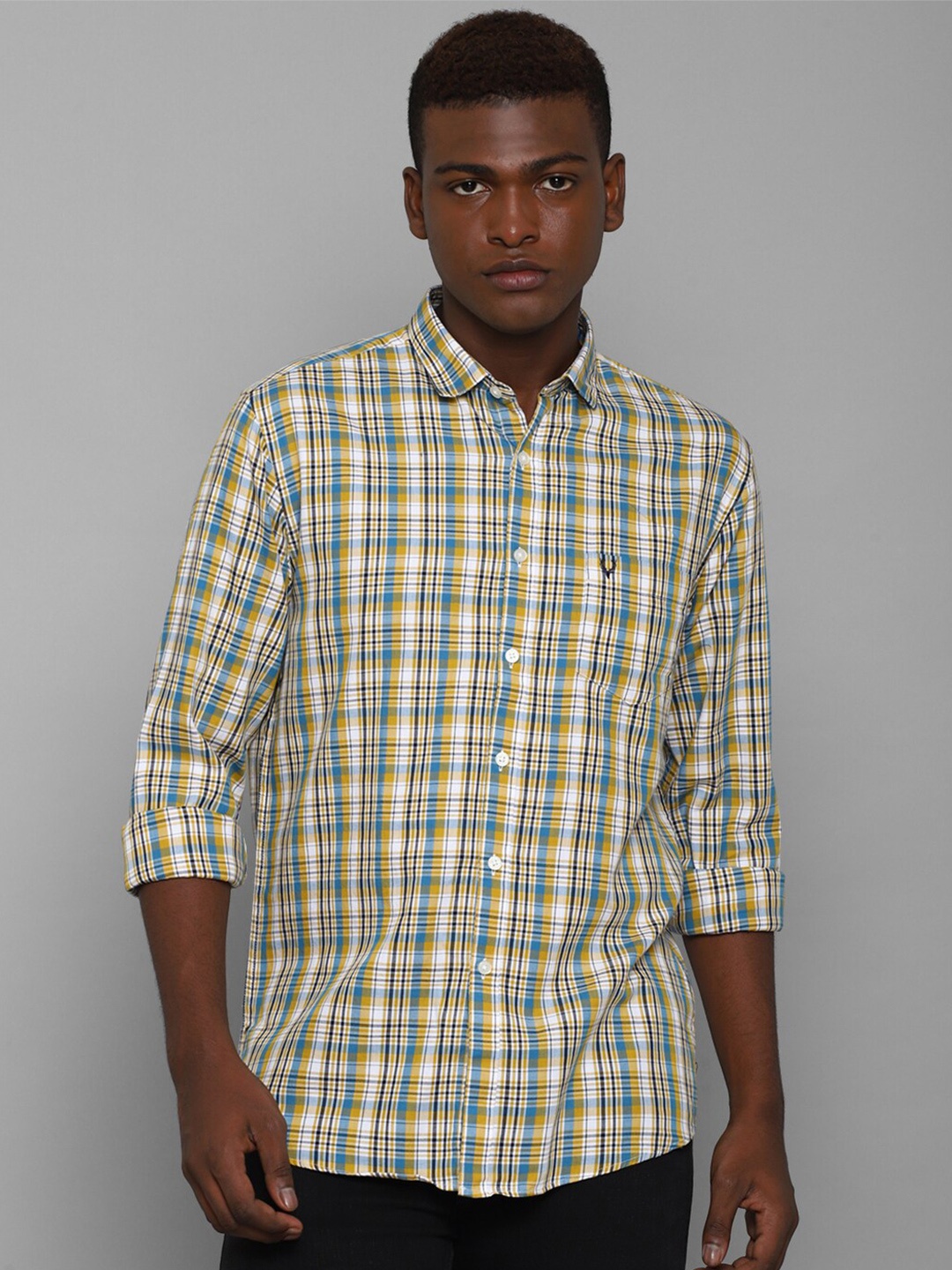 

Allen Solly Men Cream-Coloured Slim Fit Tartan Checked Casual Shirt