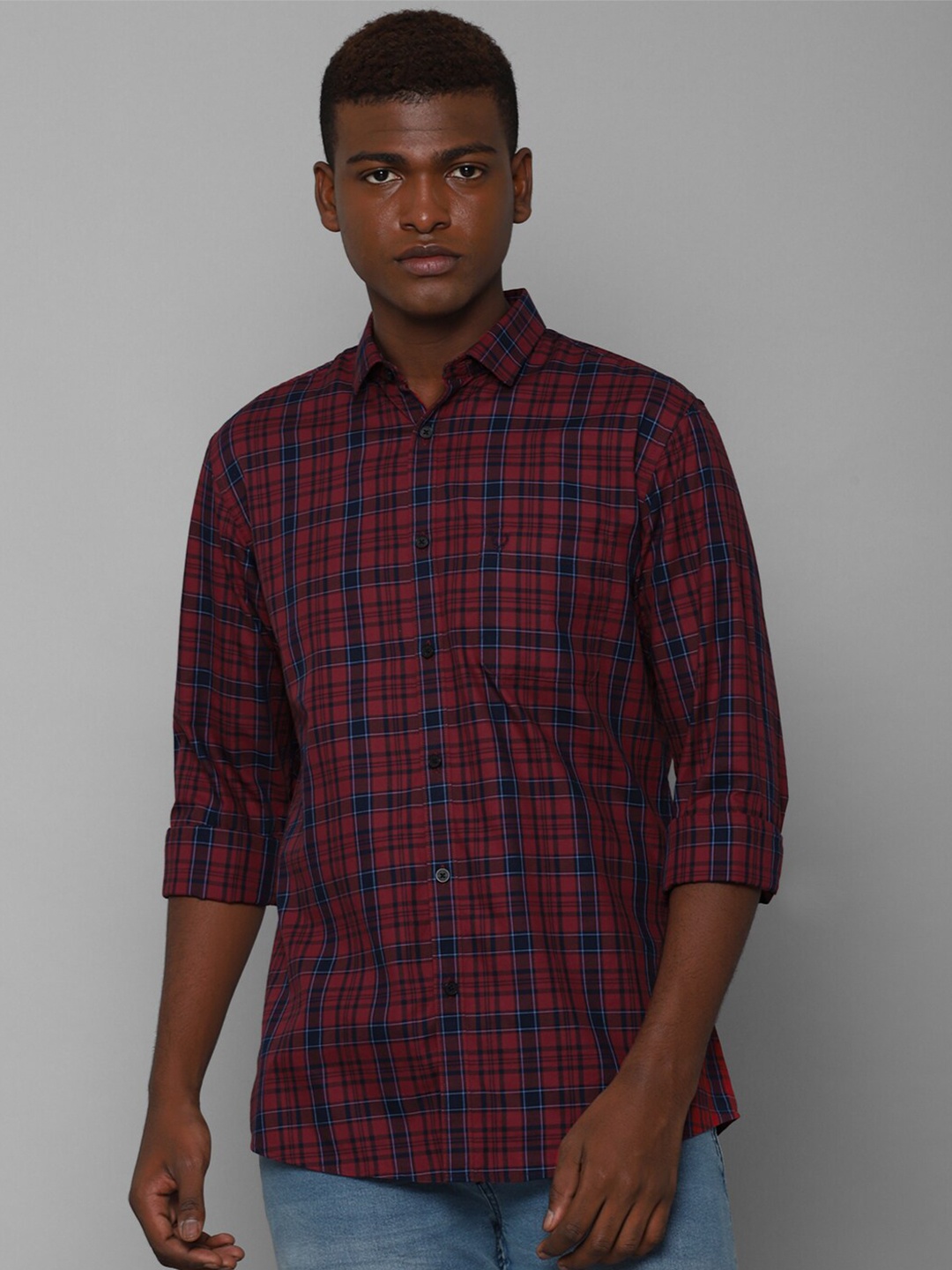 

Allen Solly Men Maroon Slim Fit Tartan Checks Cotton Casual Shirt