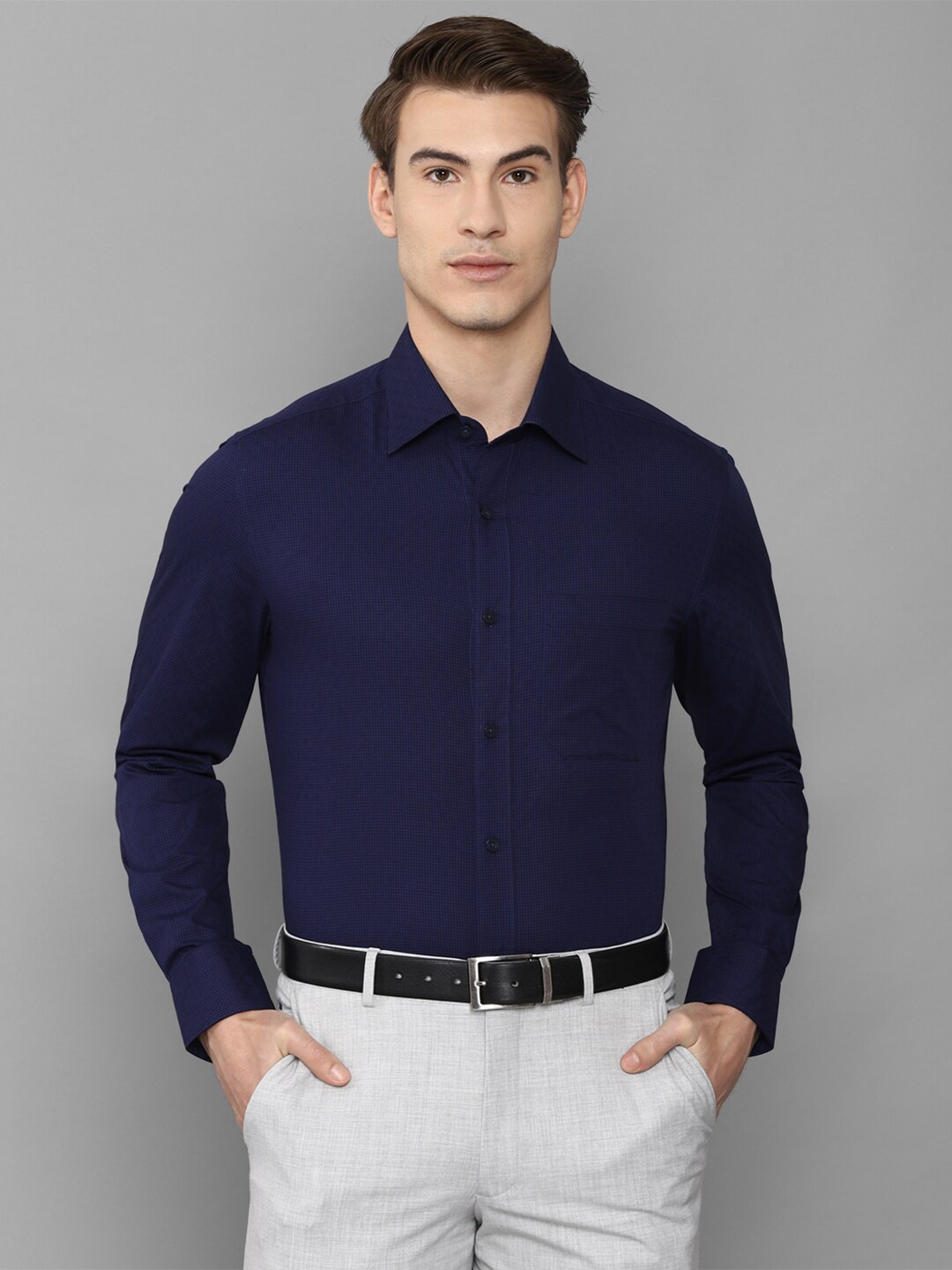 

Louis Philippe Men Navy Blue Pure Cotton Formal Shirt