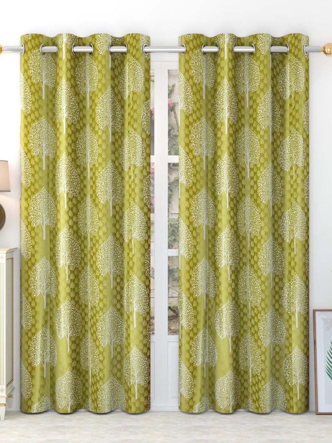 

Slushy Mushy Pack of 2 Green Leaf Printed Door Curtain