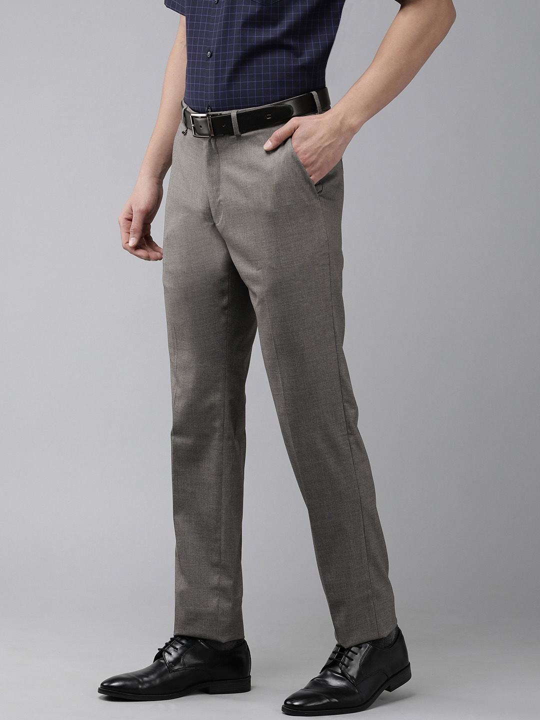 

Van Heusen Men Textured Slim Fit Formal Trousers, Grey