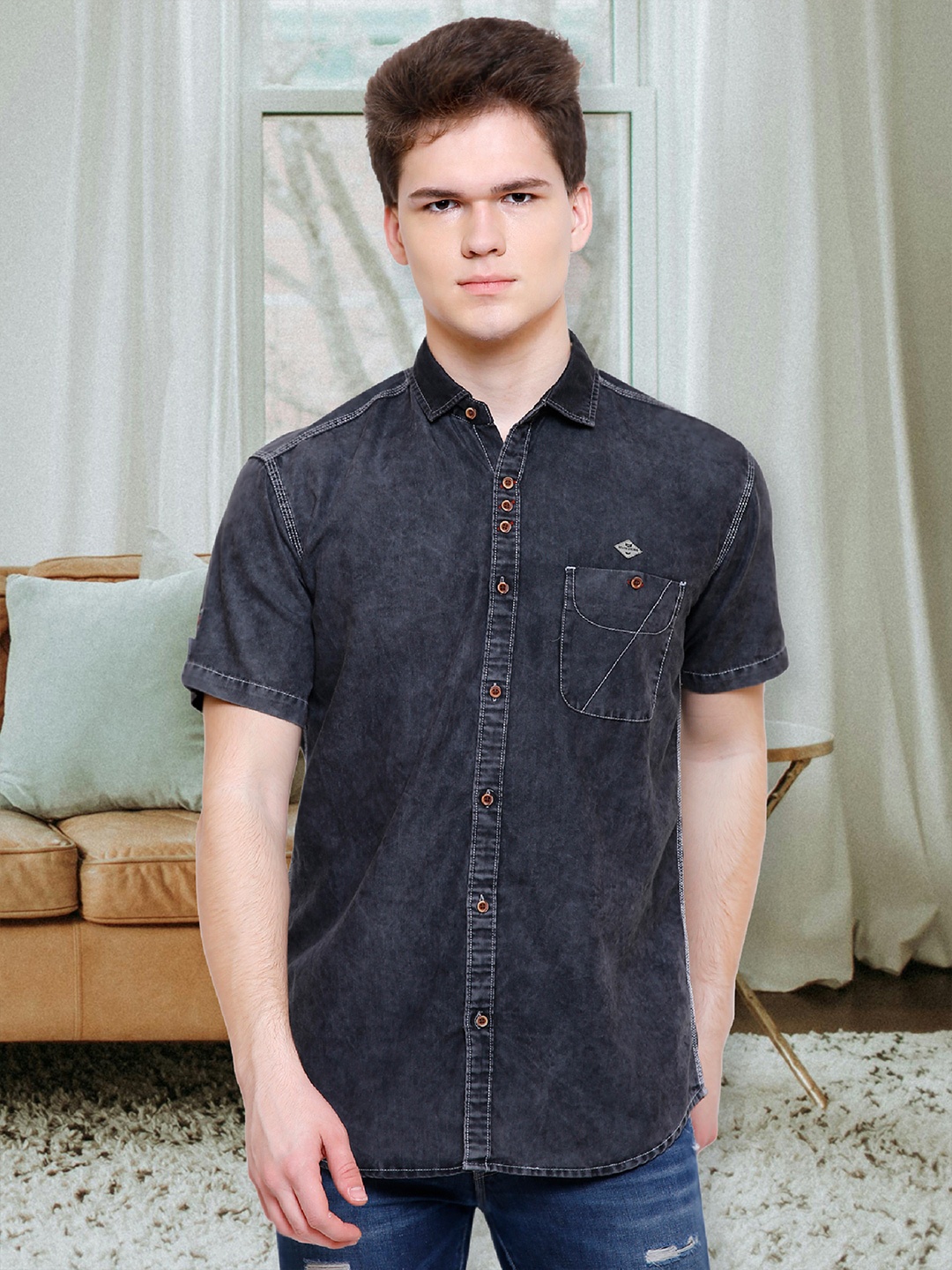 

Kuons Avenue Men Black Smart Slim Fit Faded Casual Shirt