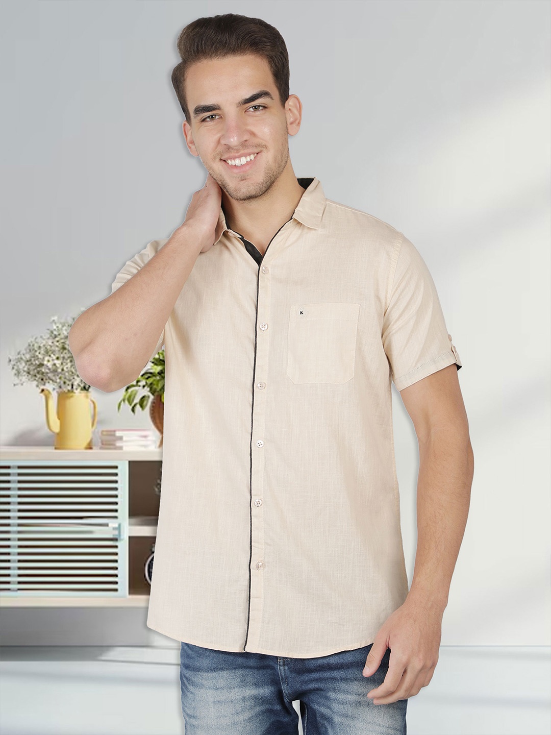 

Kuons Avenue Men Beige Smart Slim Fit Casual Shirt