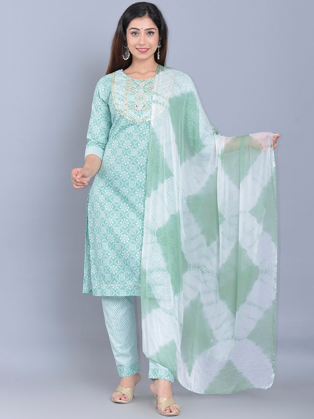 

Bachuu Women Green Ethnic Motifs Printed Pure Cotton Kurta with Trousers & Dupatta