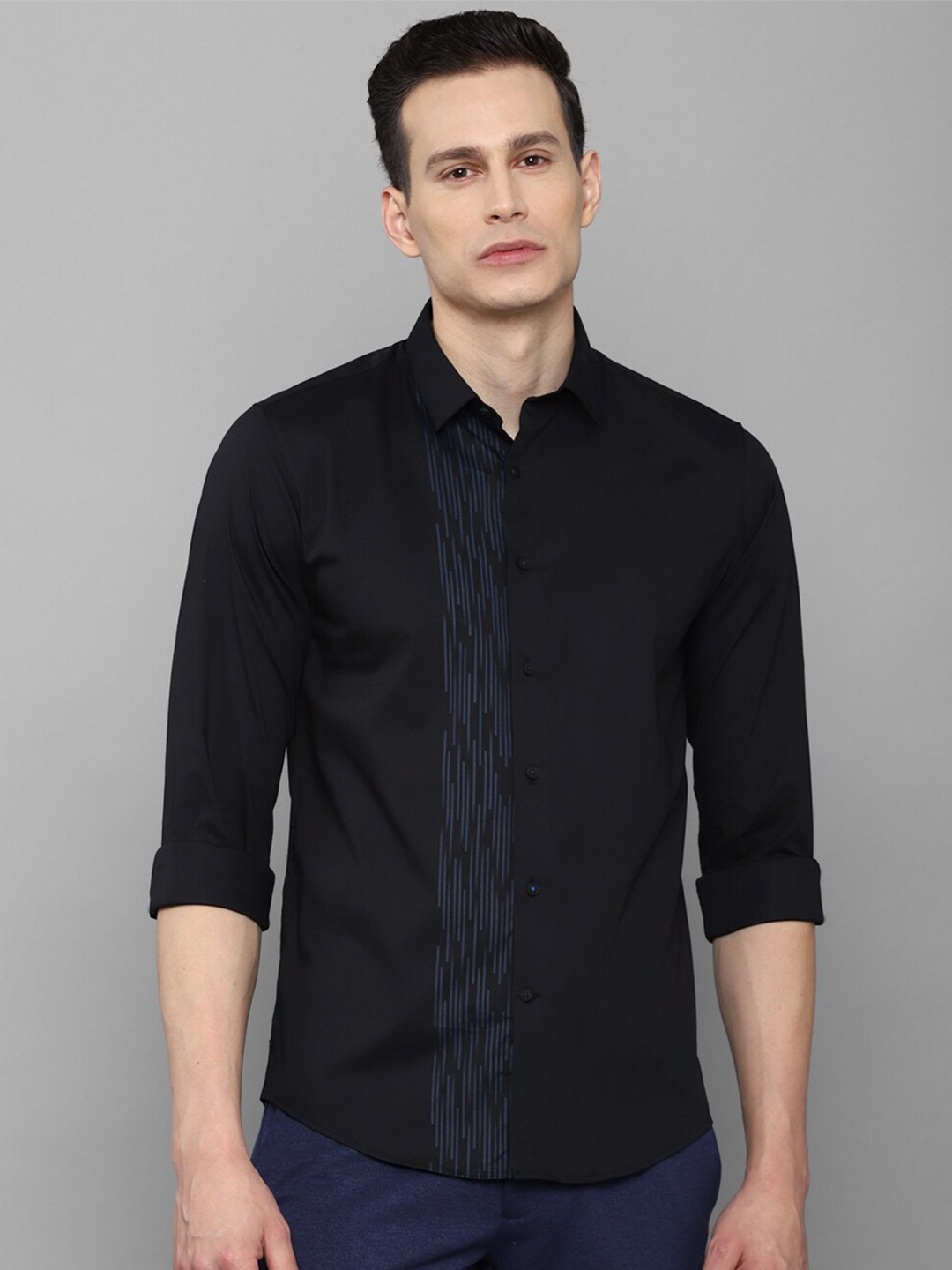 

Louis Philippe Sport Men Black Slim Fit Casual Shirt