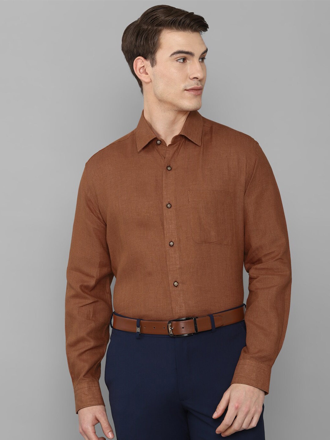 

Luxure by Louis Philippe Men Brown Solid Linen Slim Fit Formal Shirt
