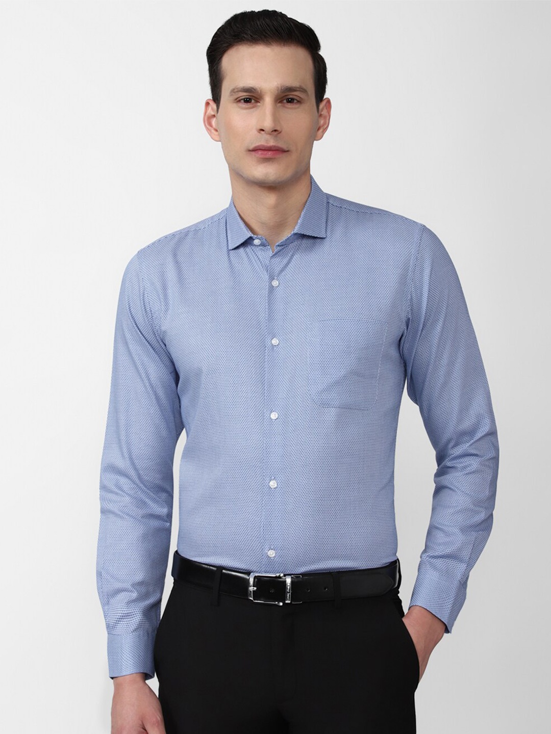 

Peter England Men Blue Solid Formal Shirt