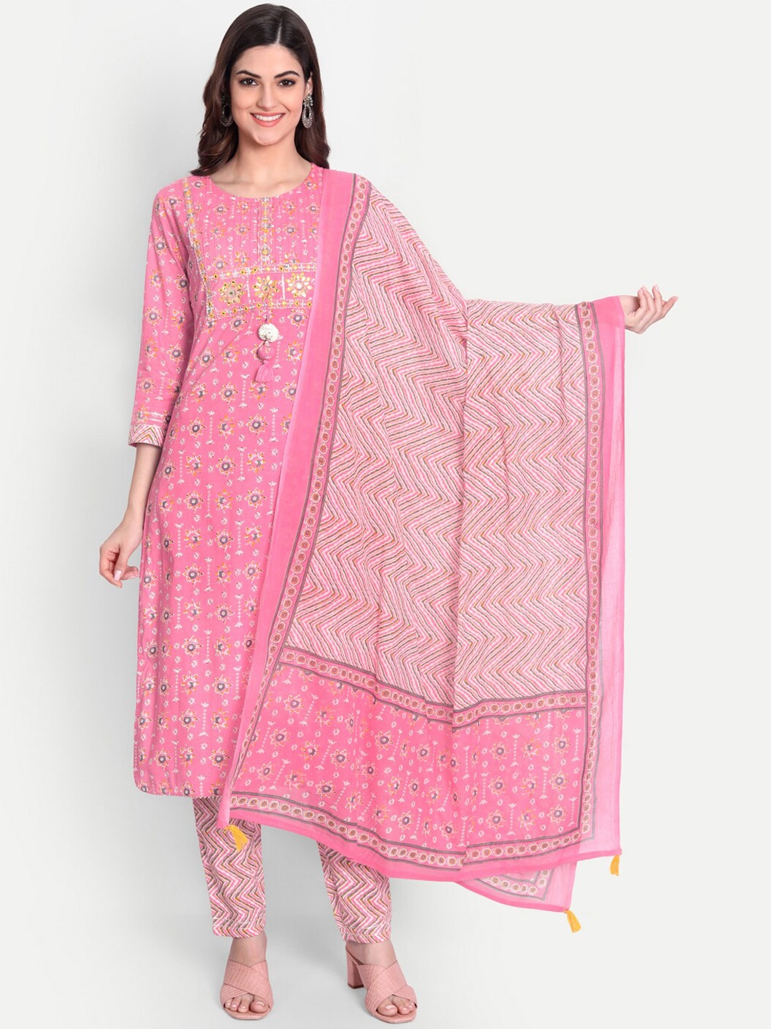 

KASHEEDA Women Pink Thread Work Pure Cotton Kurta with Churidar & With Dupatta