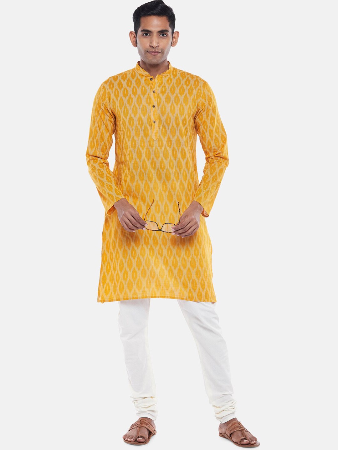 

indus route by Pantaloons Men Mustard Yellow geomertic Kurta