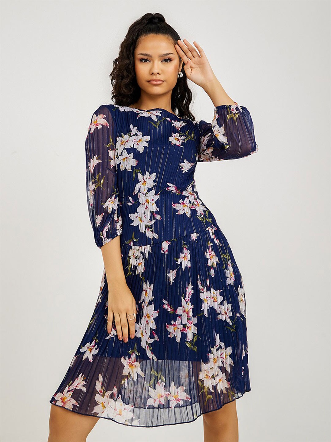 

Styli Women Navy Blue 3/4 Sleeves Floral Print Lurex Pleated Knee Length Dress