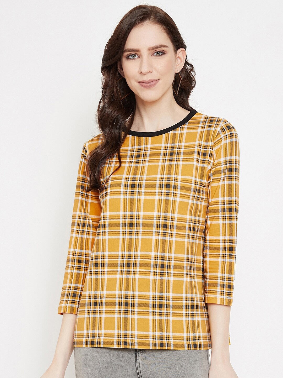 

Hypernation Women Yellow Checked Slim Fit T-shirt