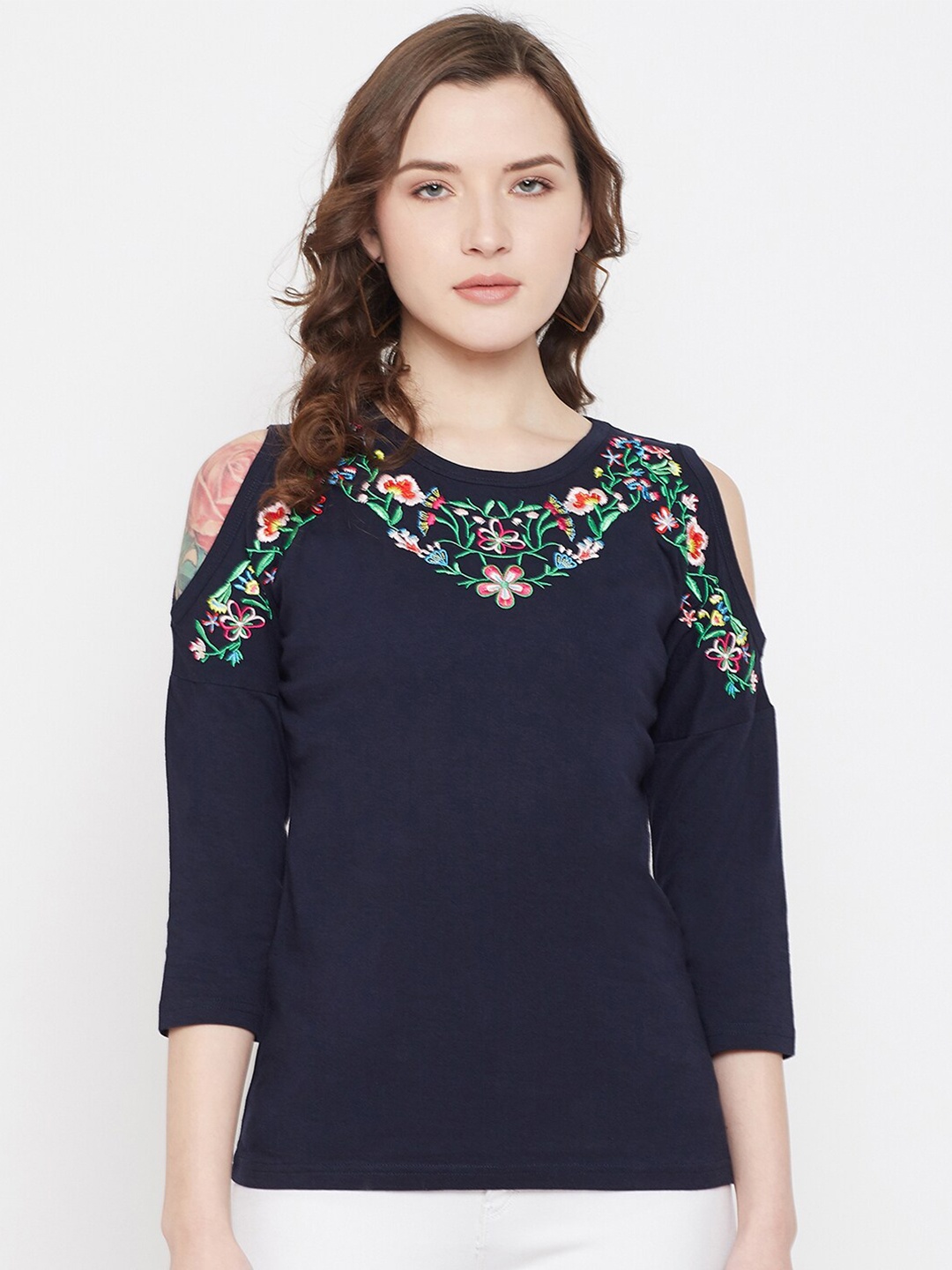 

Hypernation Women Navy Blue Cotton Printed Slim Fit Embroidery T-shirt