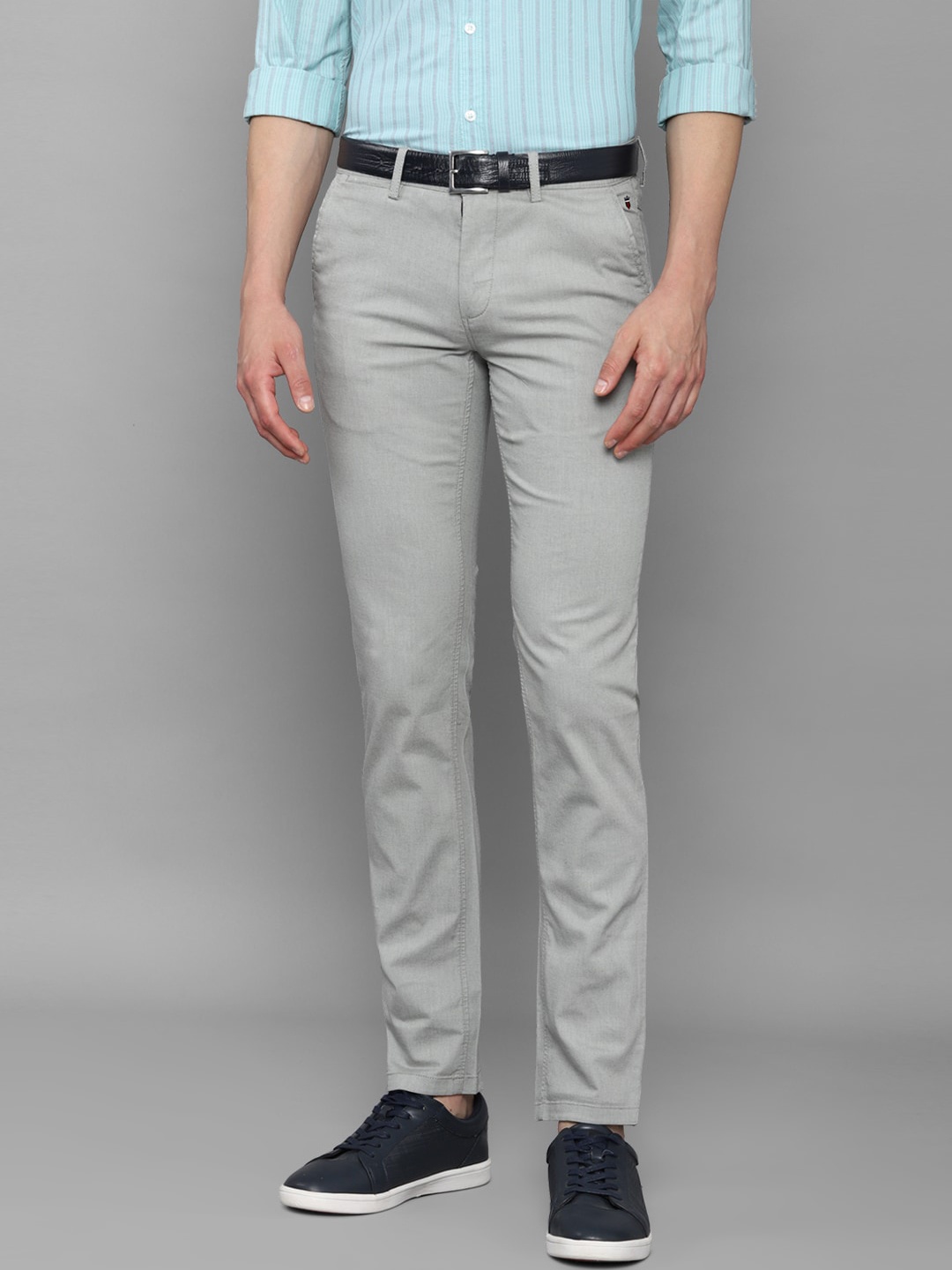 

Louis Philippe Sport Men Grey Slim Fit Trousers