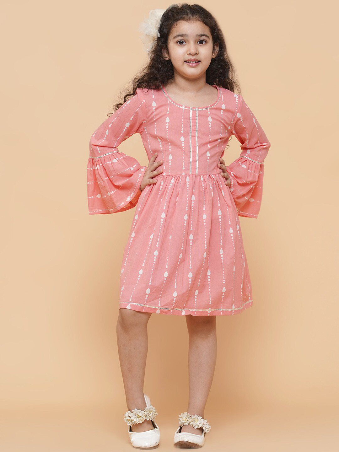 

titliyan Girls Peach-Coloured Printed Ethnic Long Bell Sleeves Dress