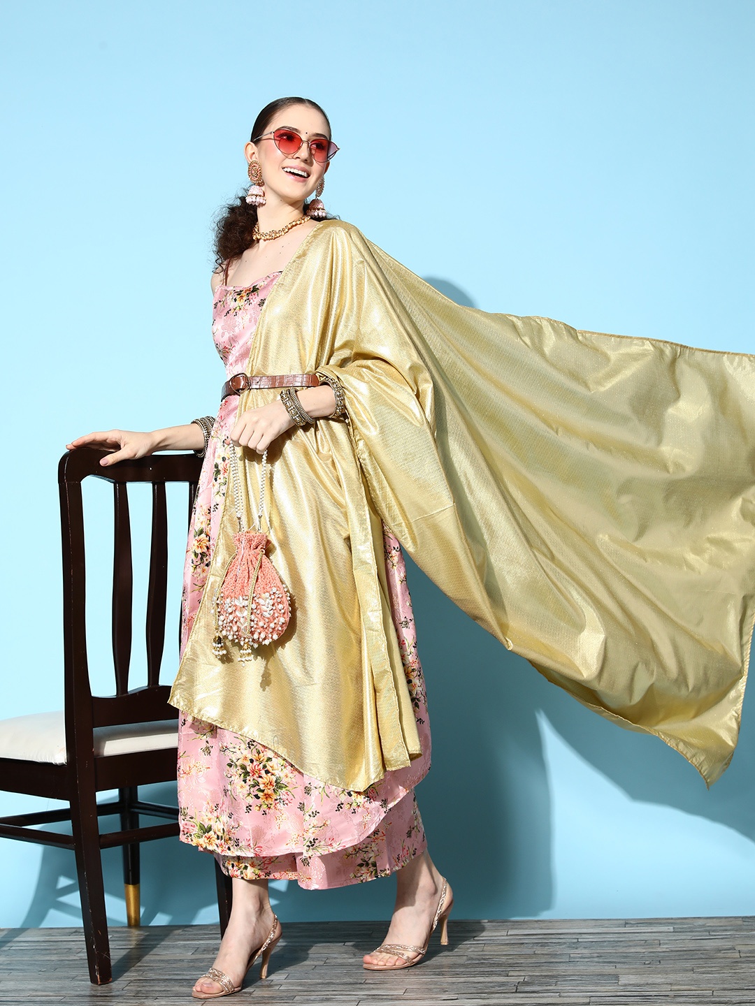 

InWeave Women Floral Silk Blend Spaghetti Straps Kurta Set, Pink