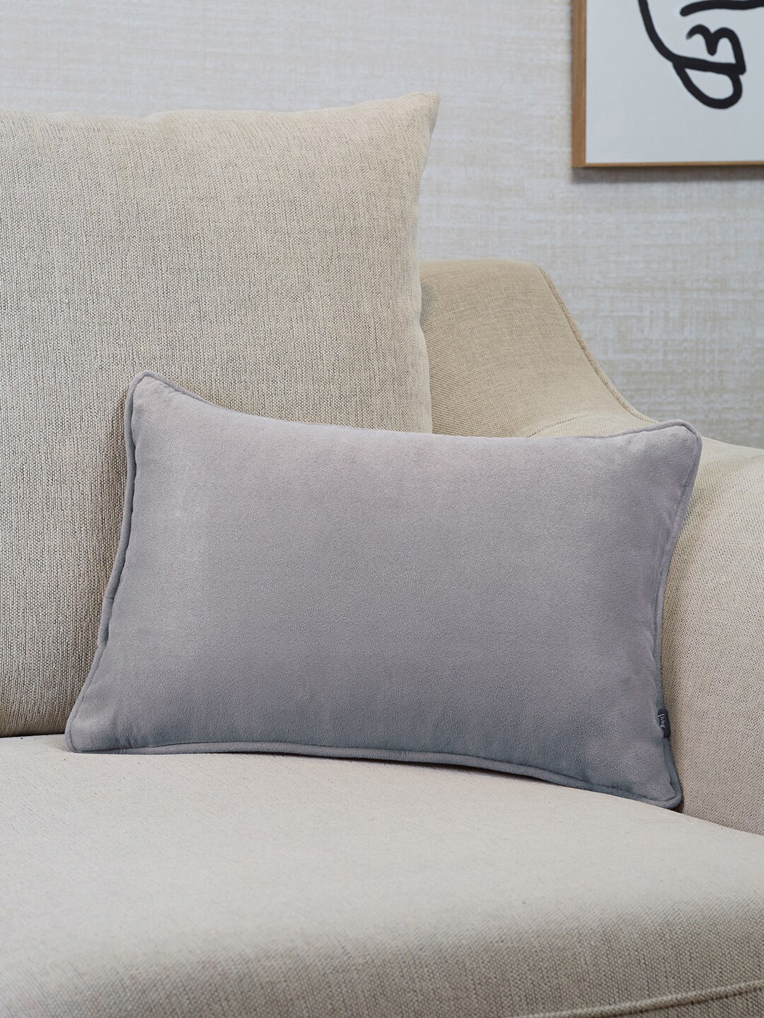 

HomeTown Grey & White Velvet Rectangle Cushion Cover