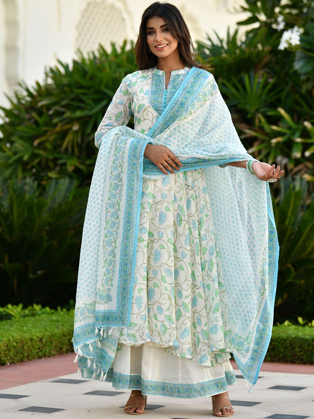 

mulmul.com Women Blue Floral Block Print Empire Anarkali Pure Cotton Kurta Set