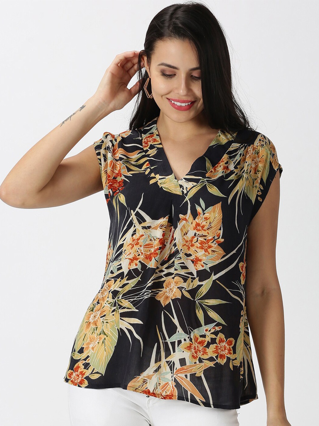 

Saffron Women Black Cotton Tropical Printed Top