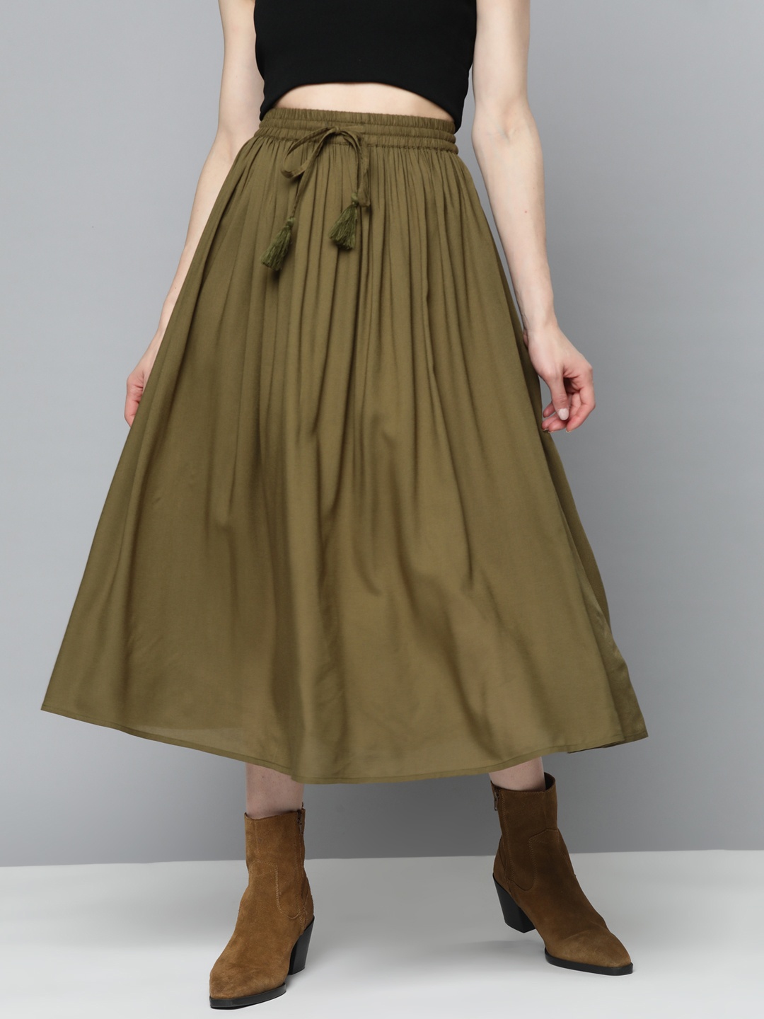 

Mast & Harbour Women Olive Green Solid Flared Midi Skirt