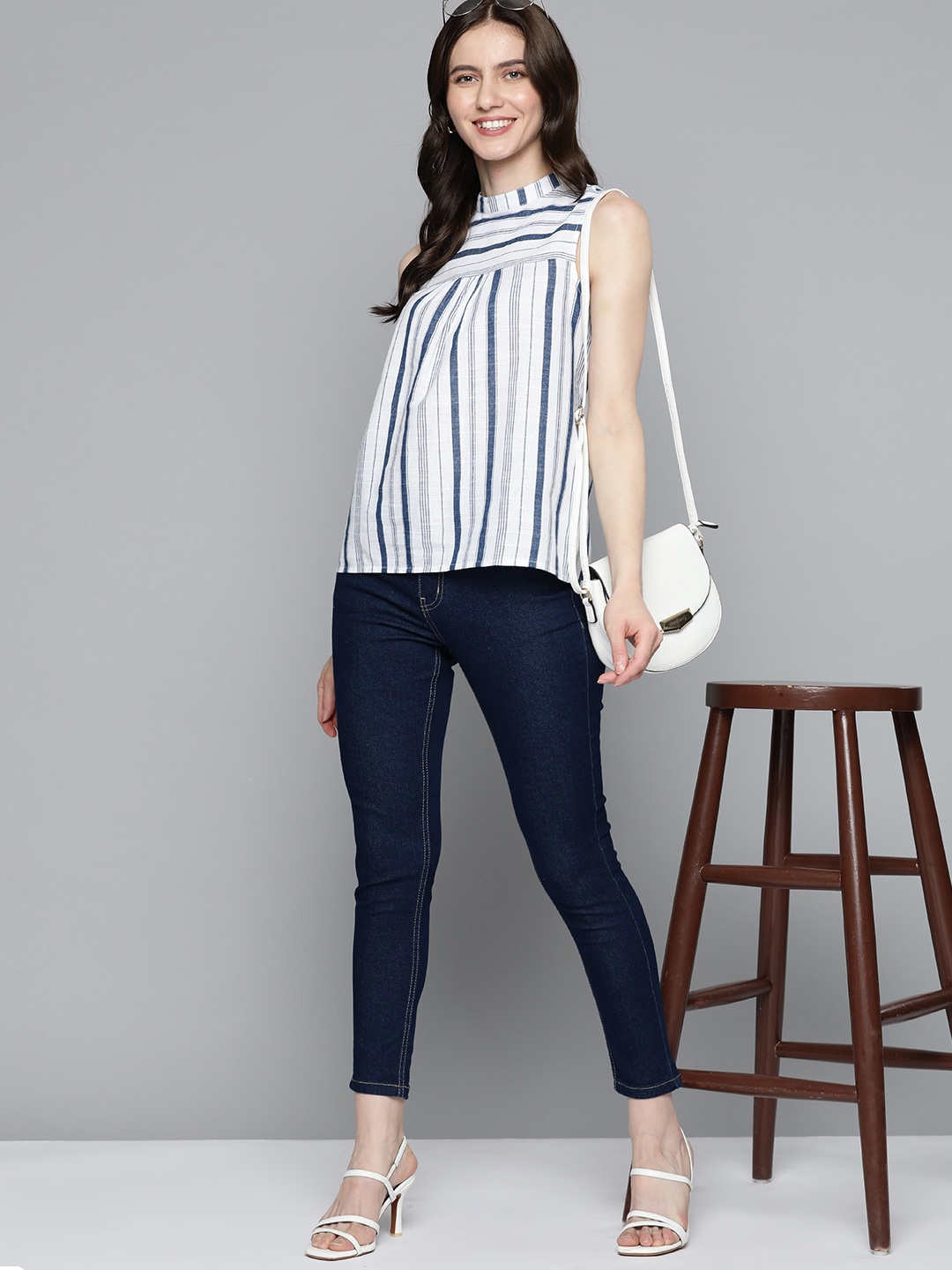 

Mast & Harbour White & Blue Striped Mandarin Collar Top