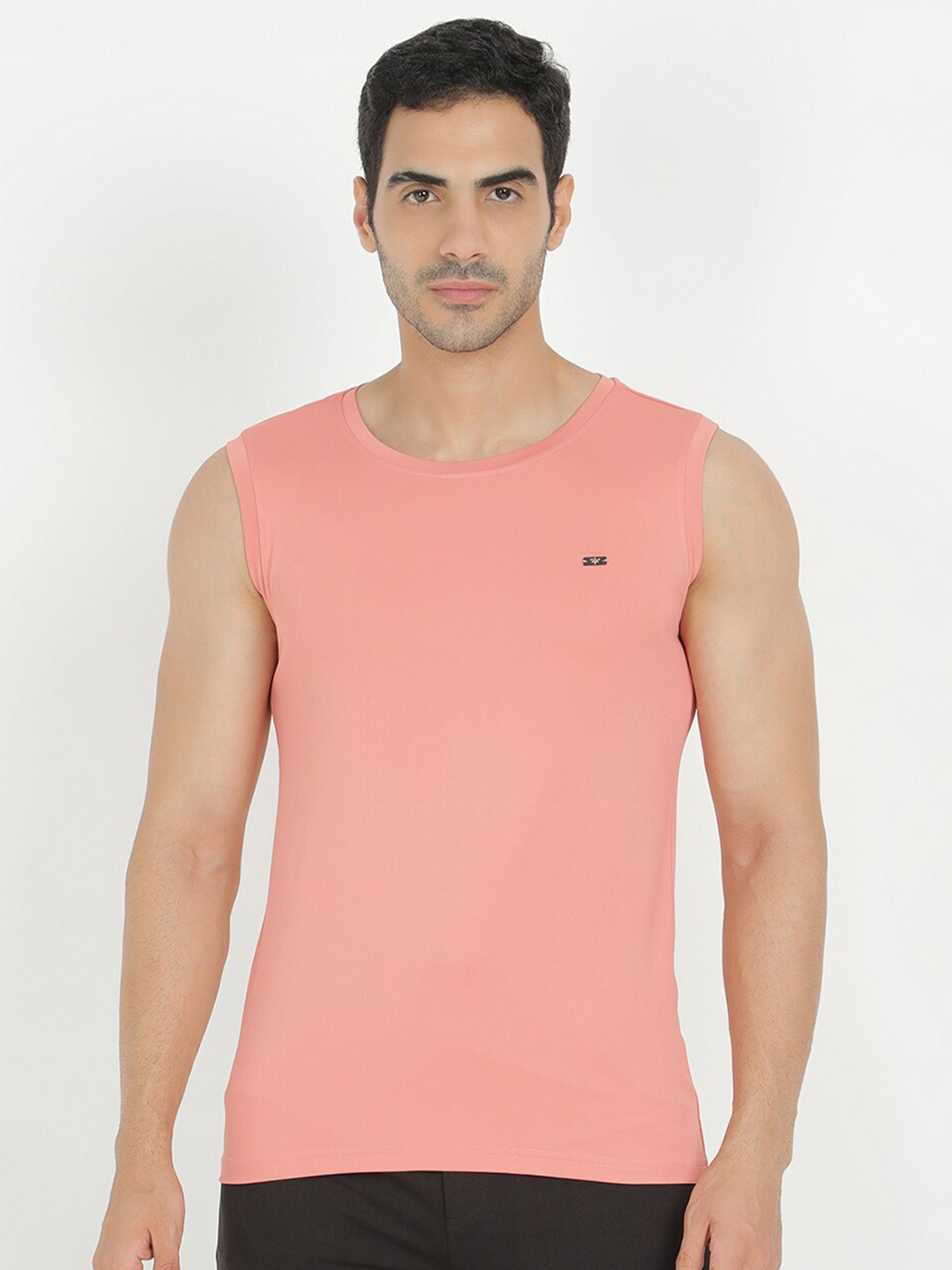 

V2 Value & Variety Men Beige T-shirt