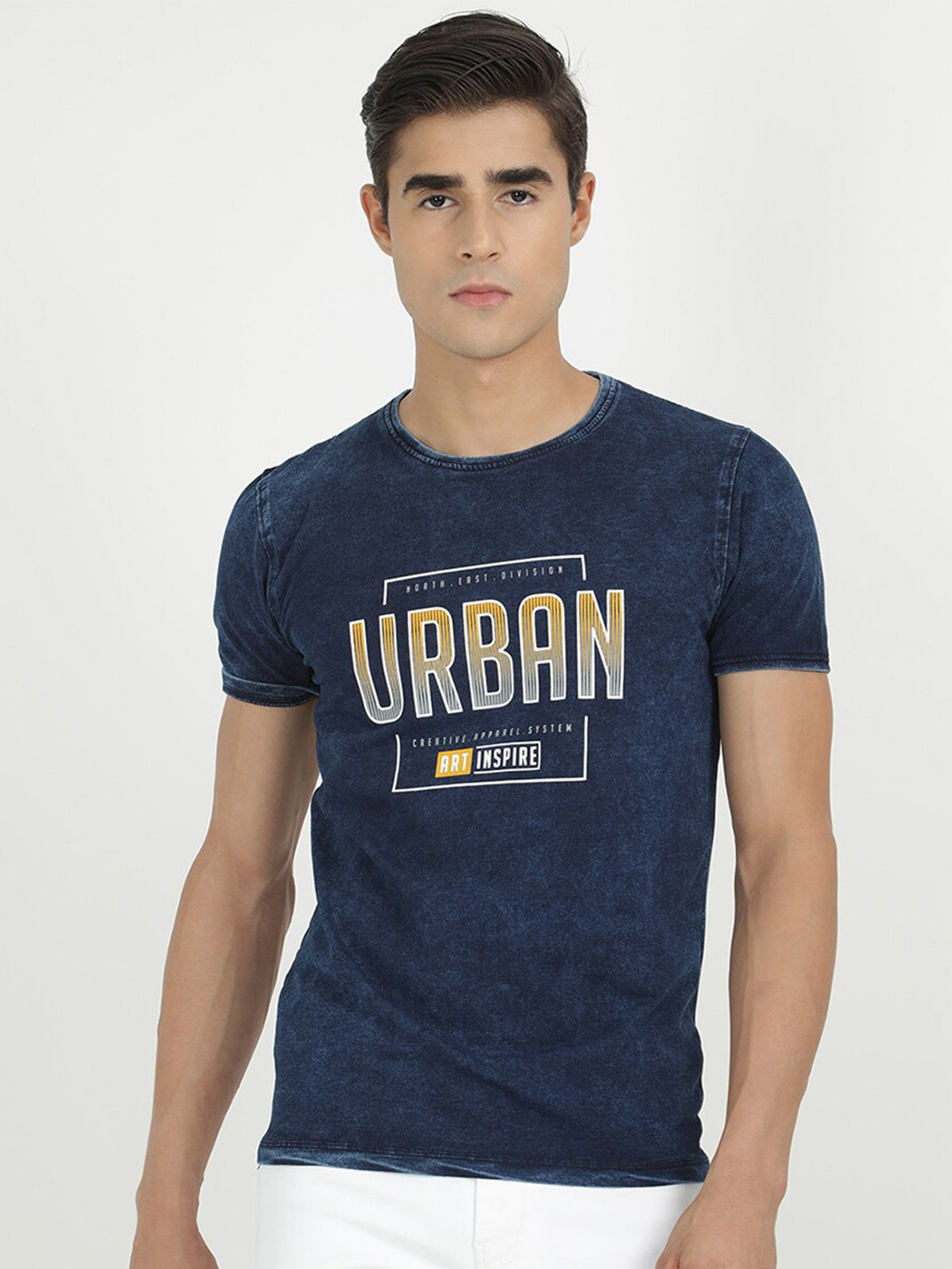 

V2 Value & Variety Men Blue Typography Printed T-shirt