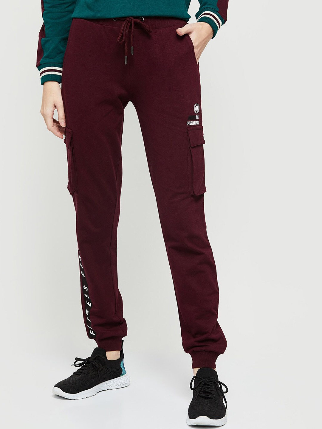 

max Women Burgundy Solid Pure Cotton Joggers