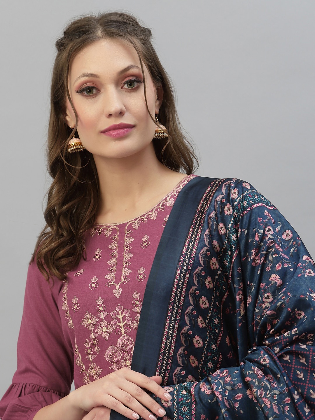 

SKYLEE Women Pink Ethnic Motifs Printed Panelled Kurta With Trousers & Dupatta