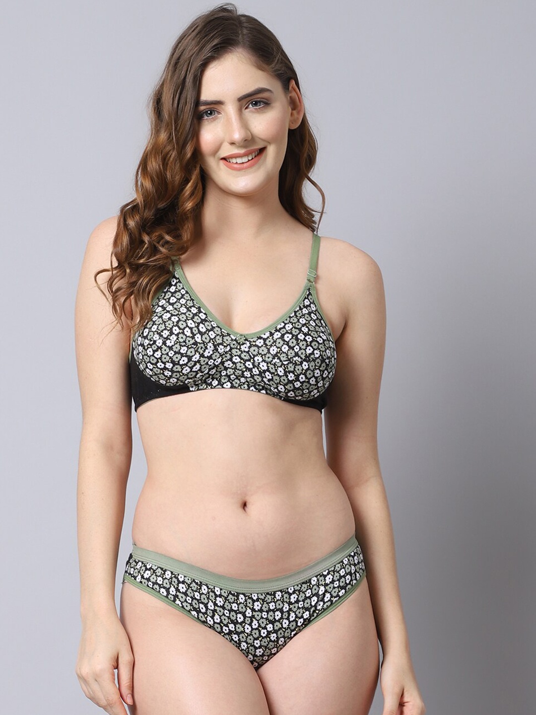 

PrettyCat Women Green Floral Printed Lingerie Set PC-SET-6084-GRN-30B