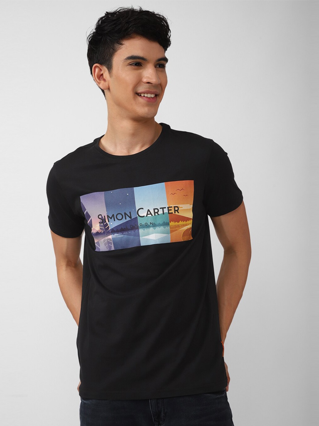 

SIMON CARTER LONDON Men Black Printed Slim Fit T-shirt