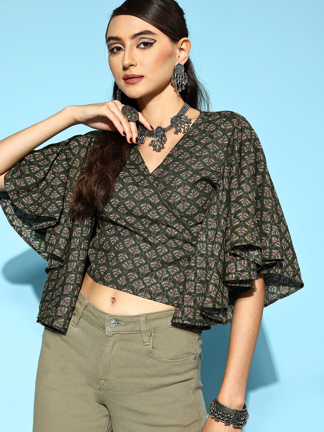 

InWeave Gorgeous Green Ethnic Motifs Twist & Knot Top