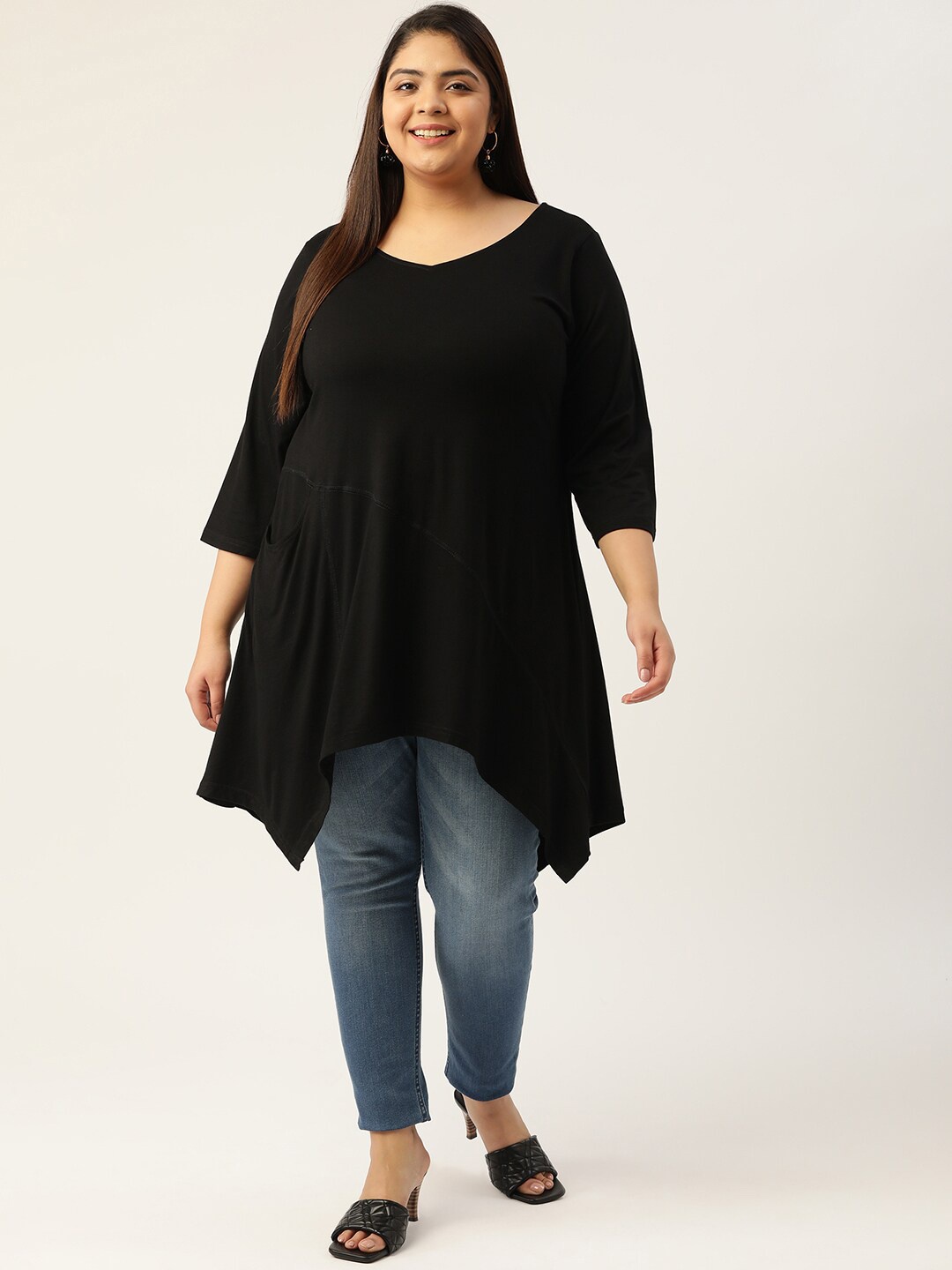 

theRebelinme Plus Size Black Longline Top