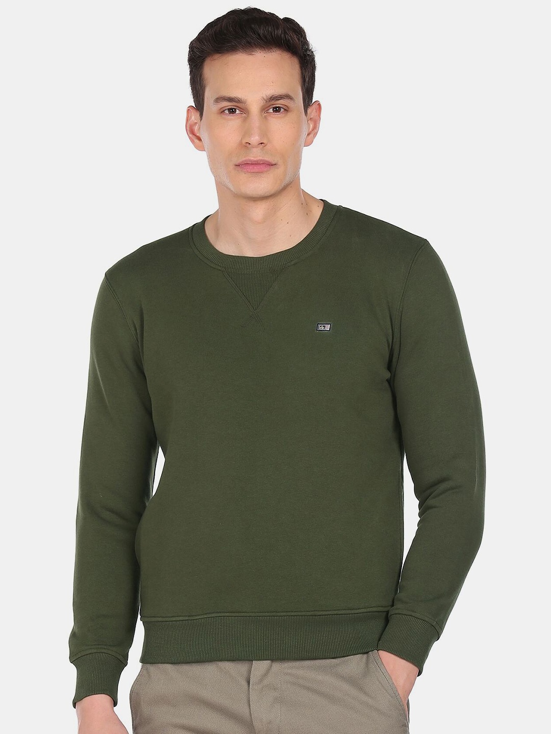 

Arrow Sport Men Green Sweatshirt