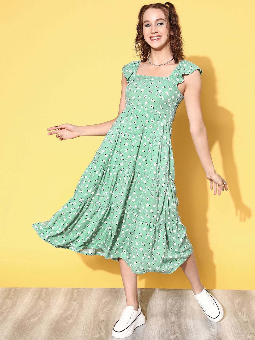 

Mast & Harbour Women Attractive Green Floral Resort Wear Dress