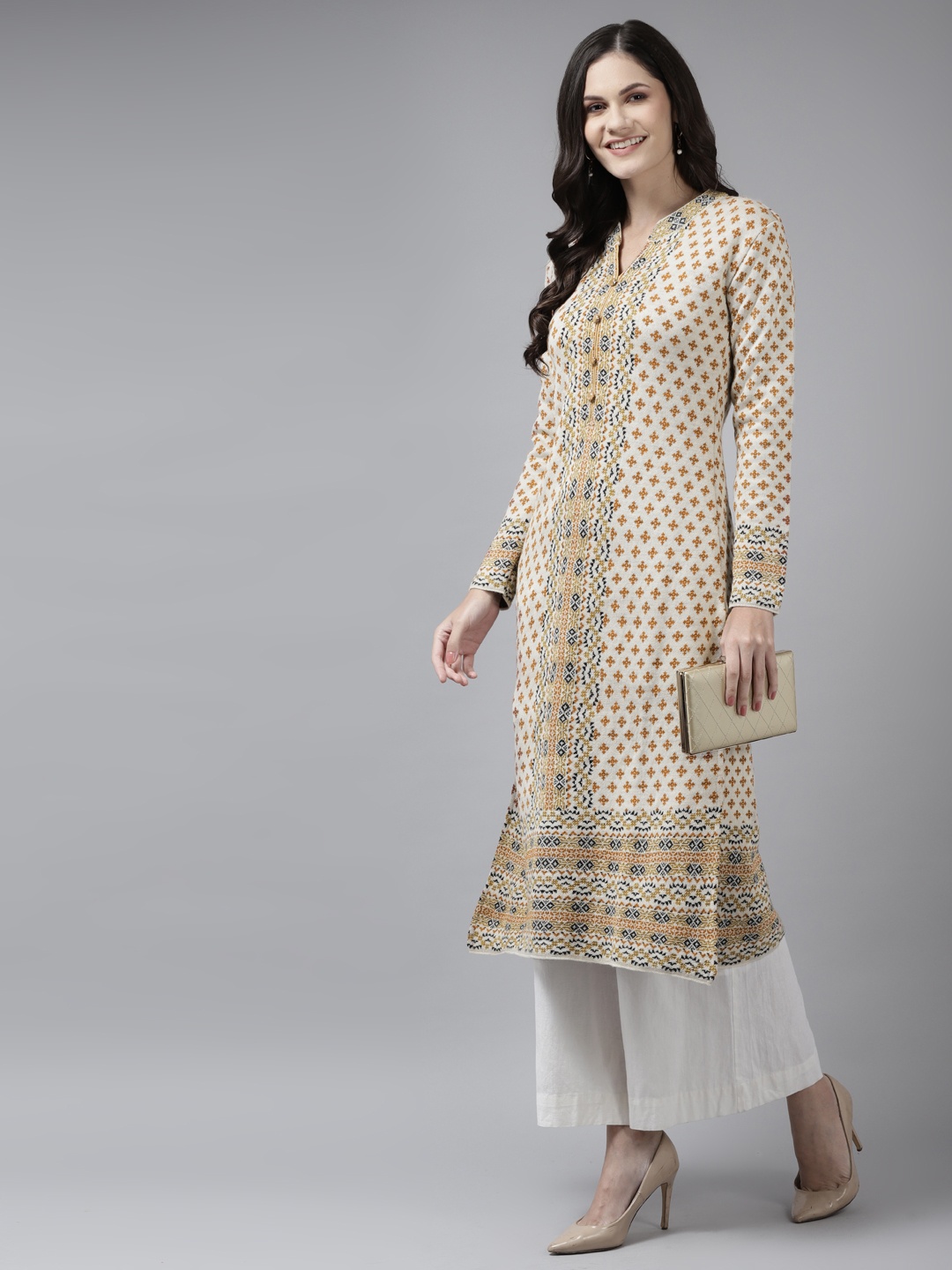 

Cayman Women Beige & Brown Ethnic Motifs Woollen Winter Kurta