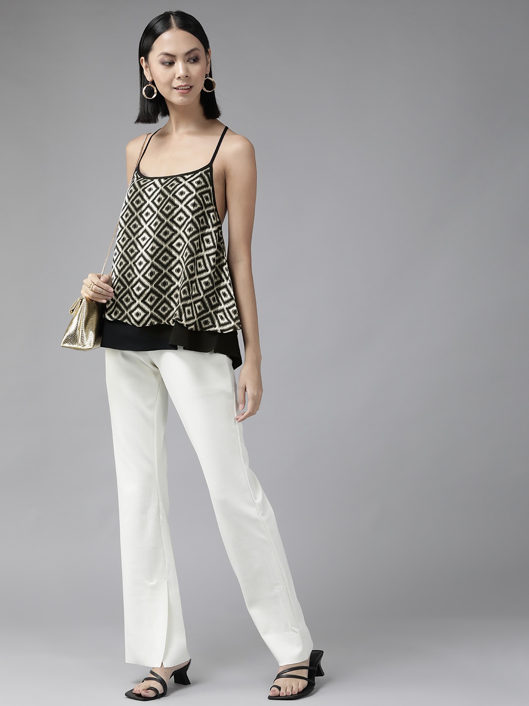 

Aarika Black & Grey Geometric Print Styled Back Top