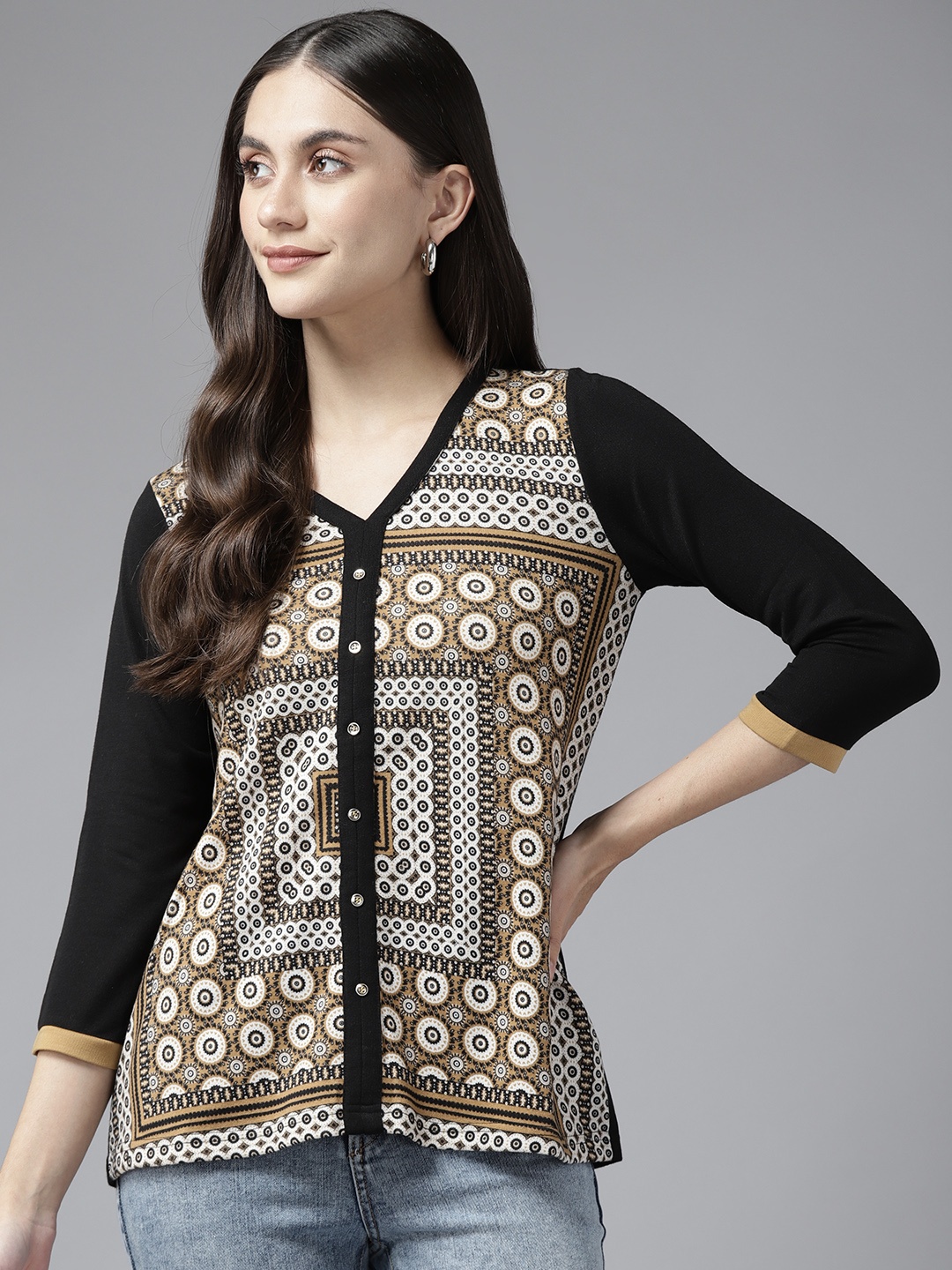 

Aarika Black & Brown Geometric Print Top