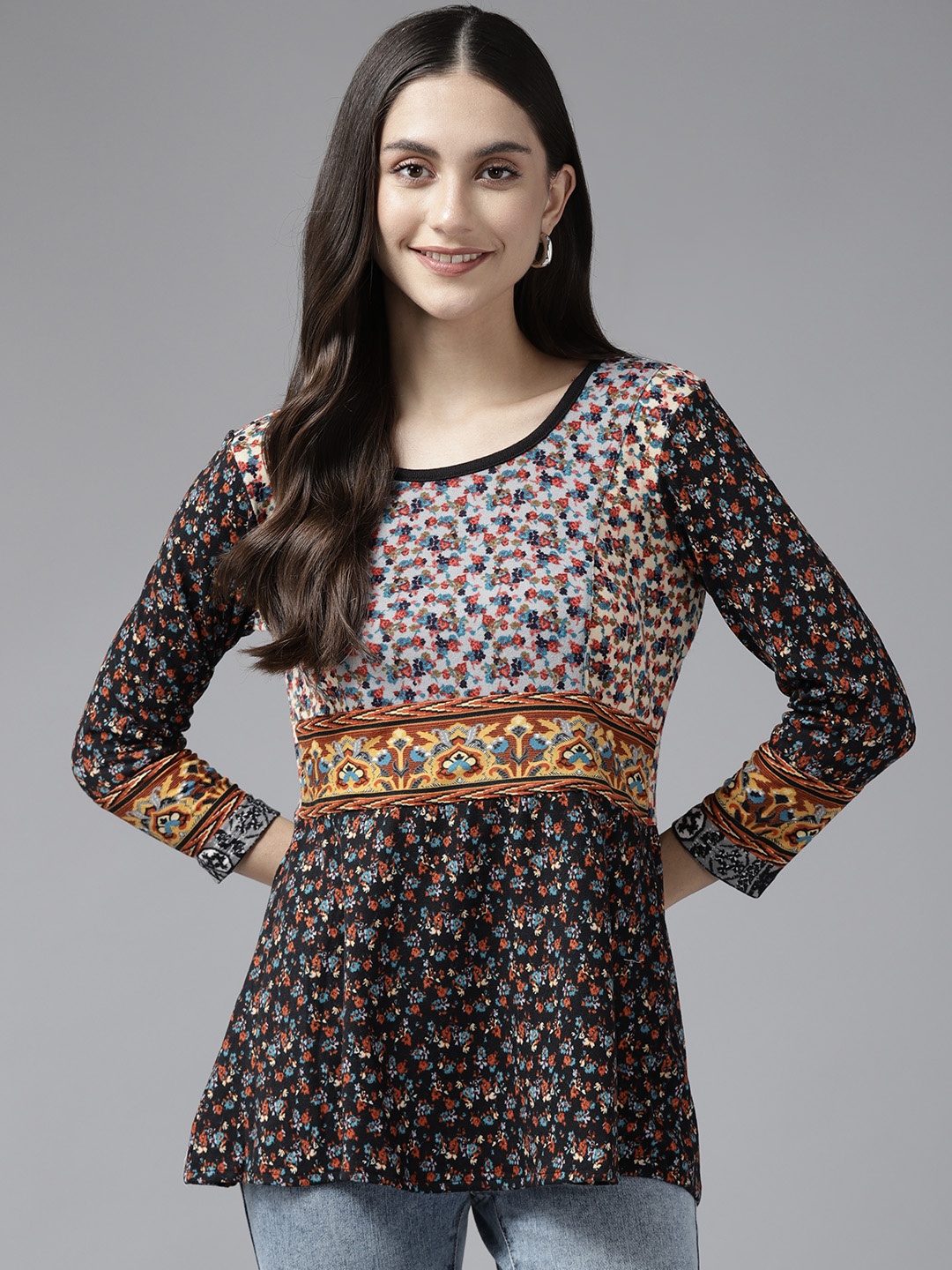 

Aarika Black & Blue Floral Print Top