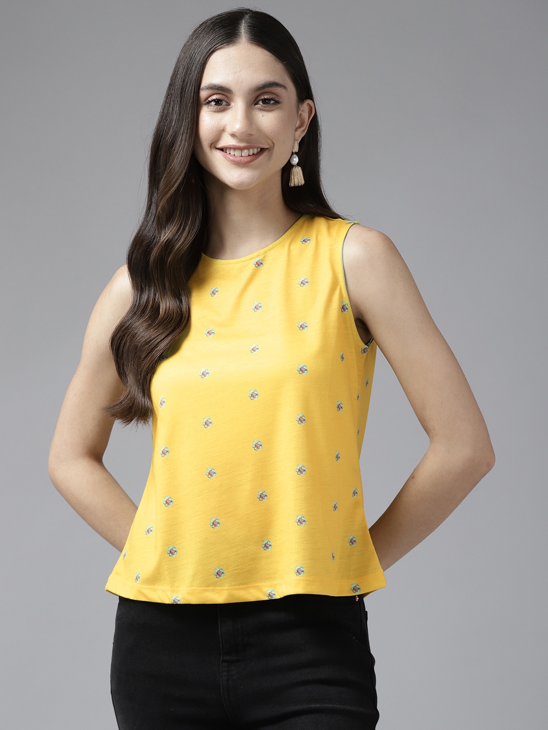 

Aarika Yellow Floral Print Top