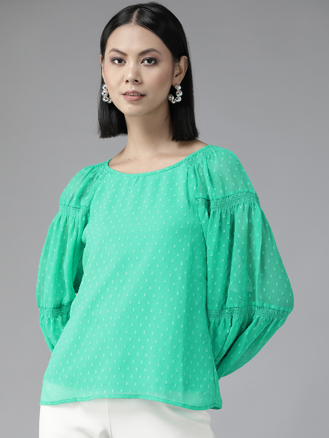 

Aarika Green Puff Sleeves Top