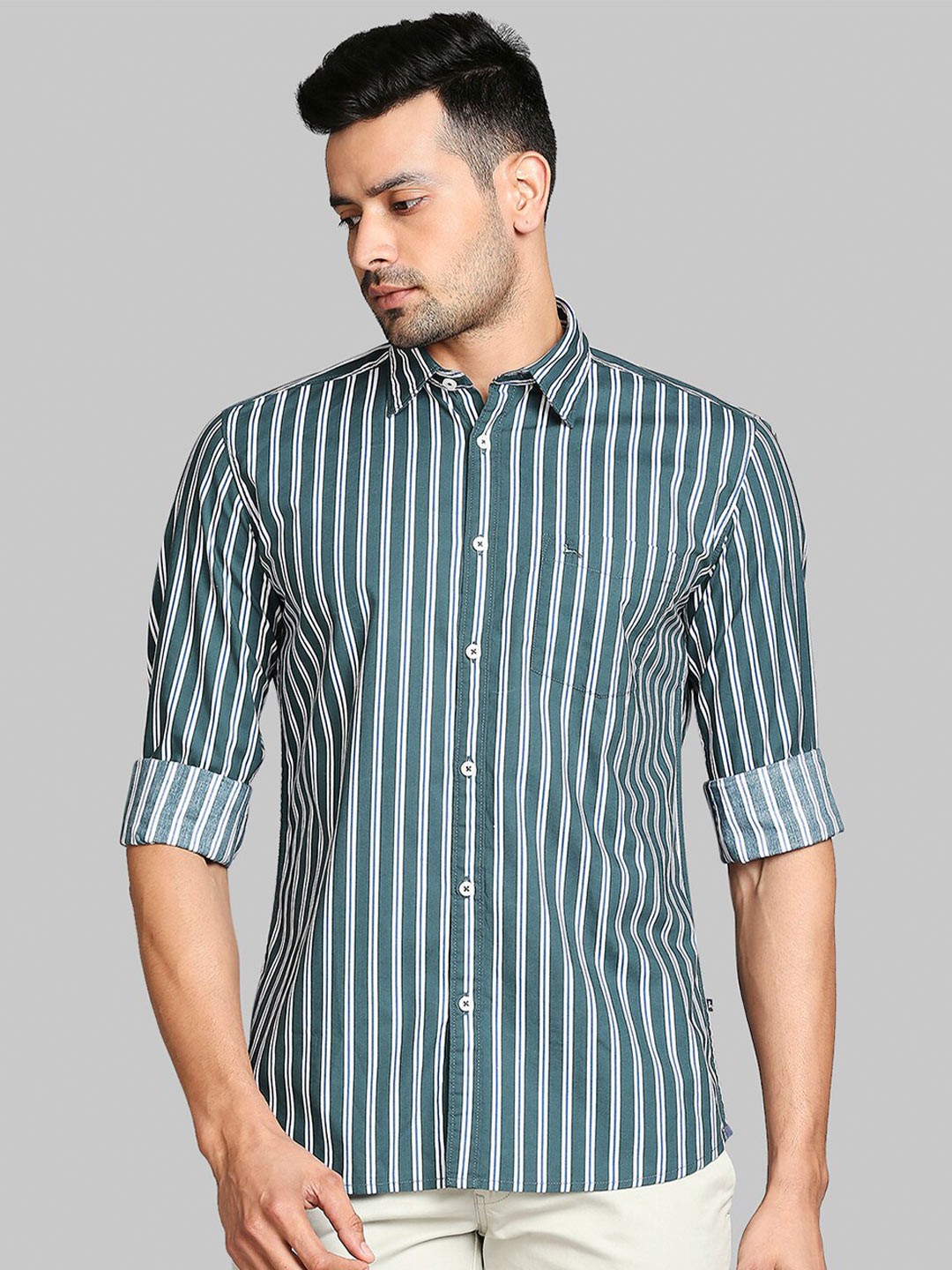 

Parx Men Green Slim Fit Striped Cotton Casual Shirt