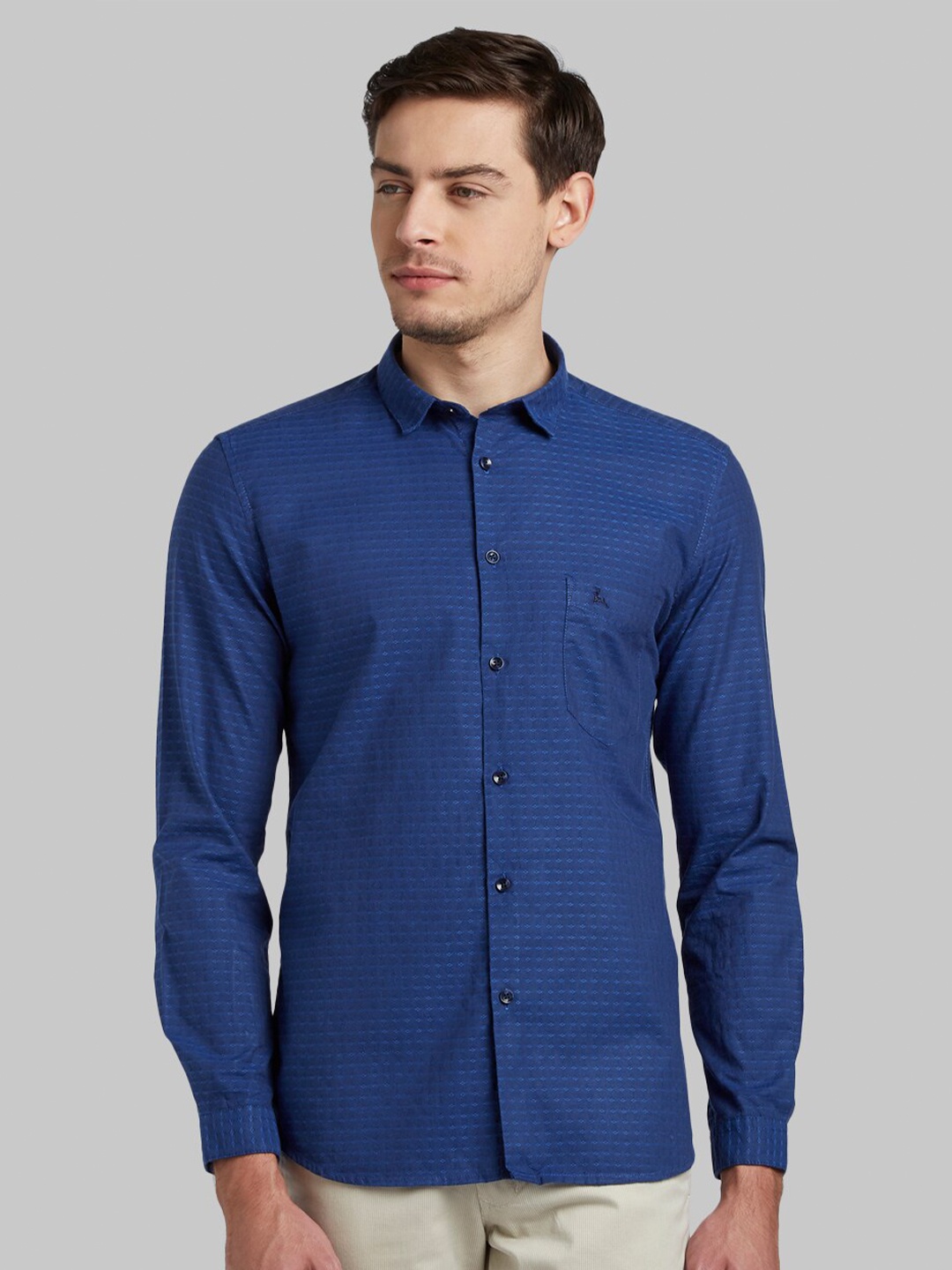 

Parx Men Blue Slim Fit Cotton Formal Shirt