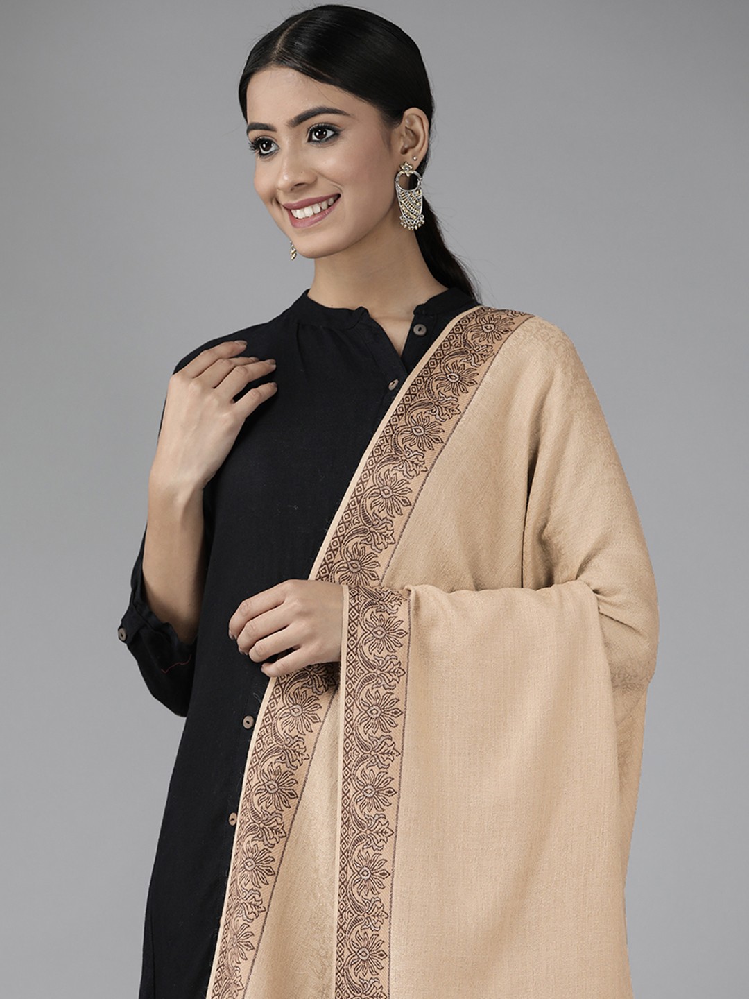 

Cayman Women Beige Ethnic Motif Woollen Shawl