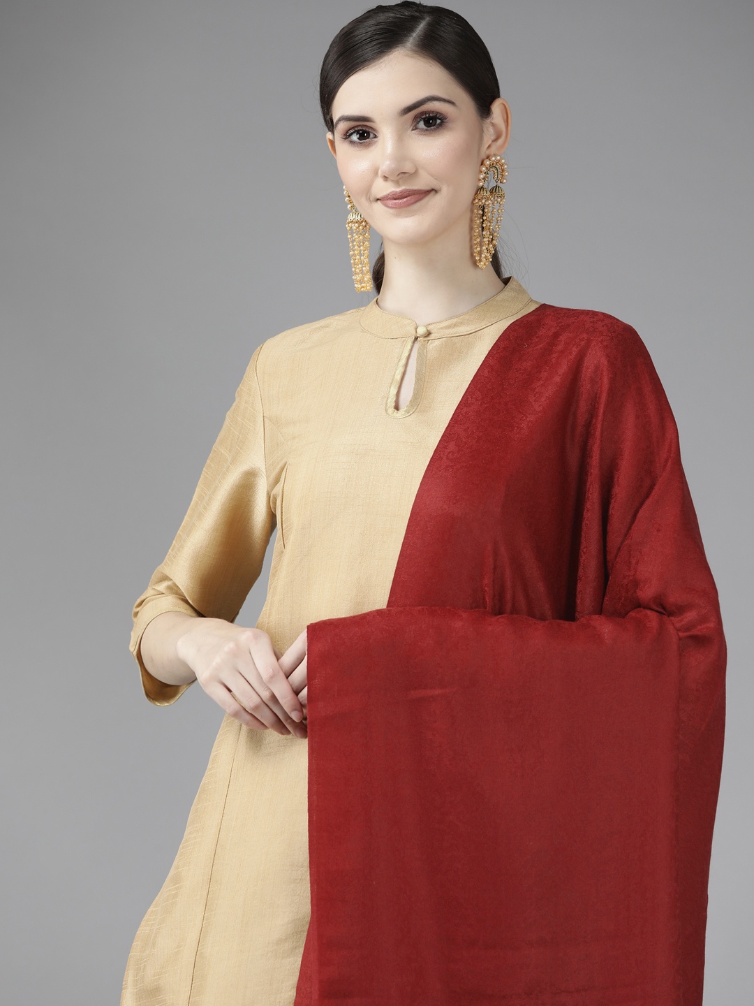 

Cayman Women Maroon Woven Design Shawl