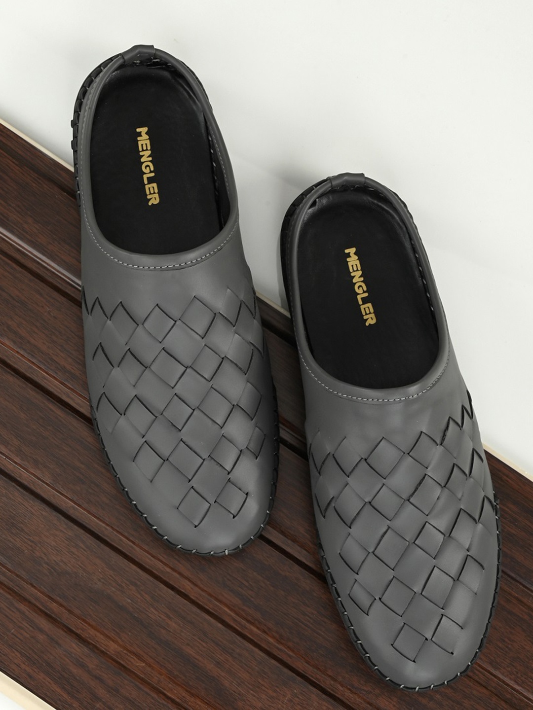 

MENGLER Men Grey Shoe-Style Sandals