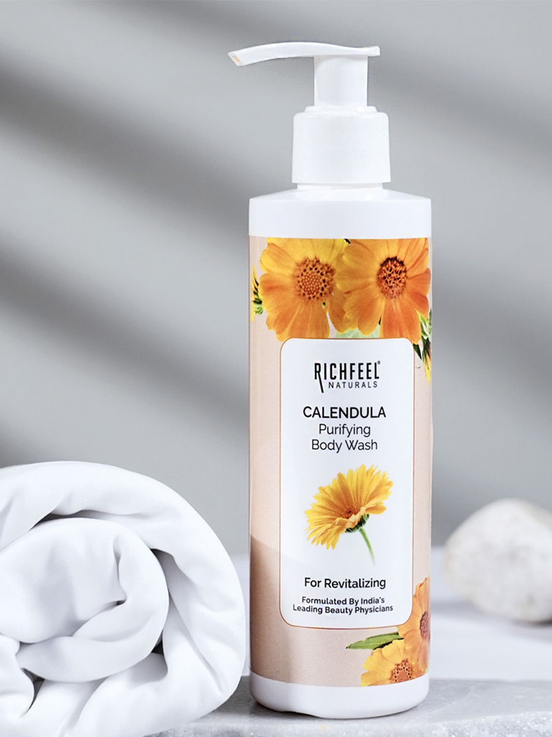 

Richfeel Pack Of 3 Calendula Body Wash-600 mL, Orange